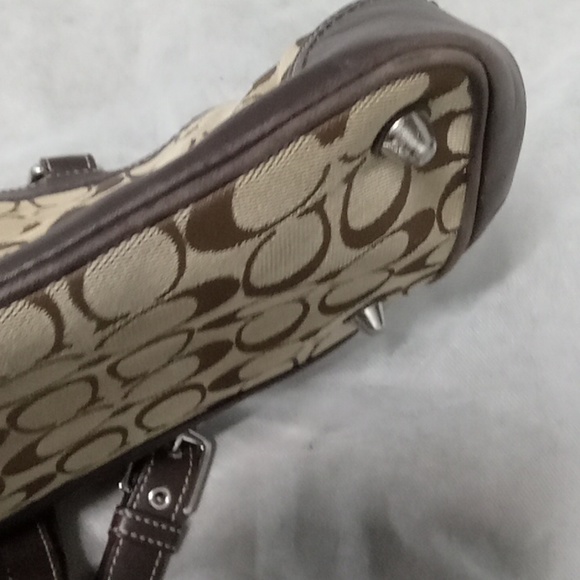 Handbag - Picture 8 of 8